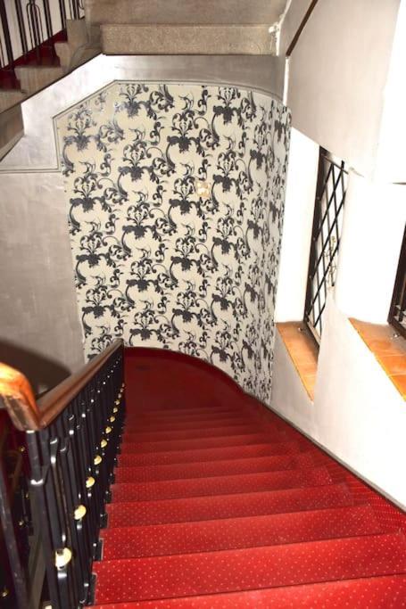 Apartment In Belgrade With Small Parking Space Экстерьер фото