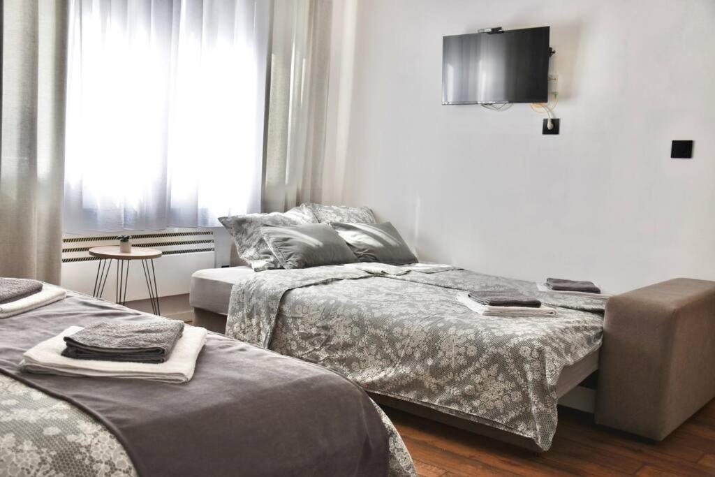 Apartment In Belgrade With Small Parking Space Экстерьер фото